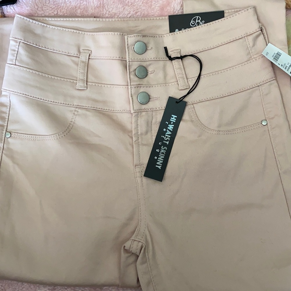 Light Pink Hi-Waist Skinny Pants.